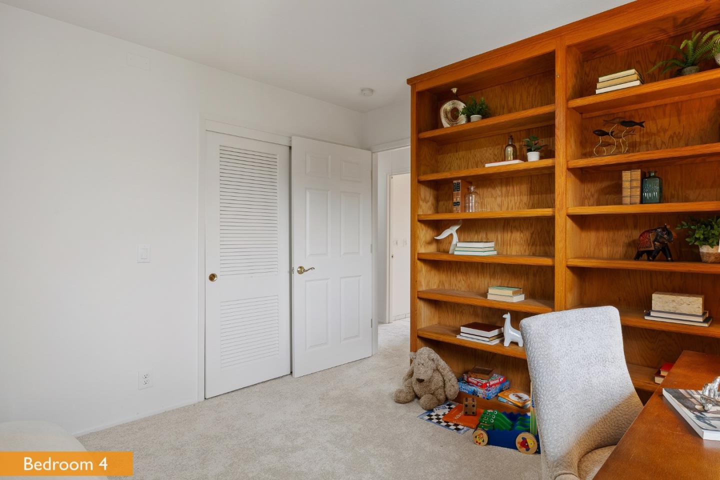 Detail Gallery Image 25 of 27 For 1668 Lachine Dr, Sunnyvale,  CA 94087 - 4 Beds | 2 Baths