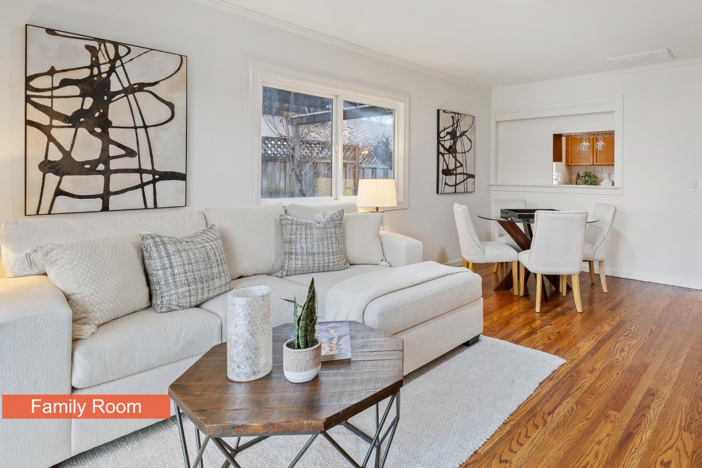 Detail Gallery Image 8 of 27 For 1668 Lachine Dr, Sunnyvale,  CA 94087 - 4 Beds | 2 Baths