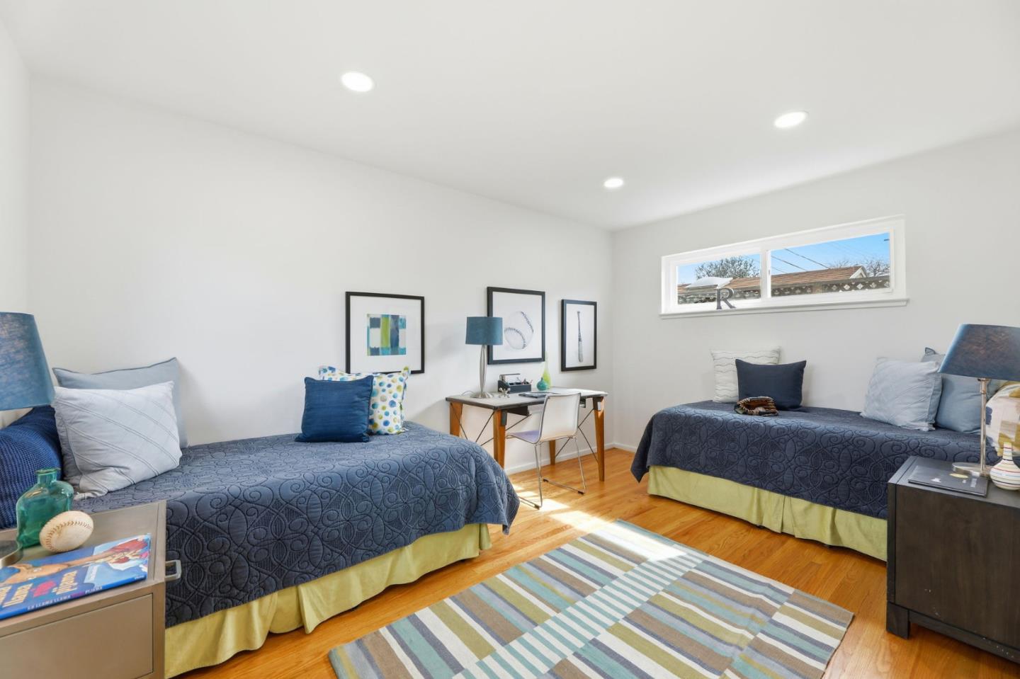 Detail Gallery Image 19 of 32 For 1717 Peartree Ln, Mountain View,  CA 94040 - 4 Beds | 2 Baths