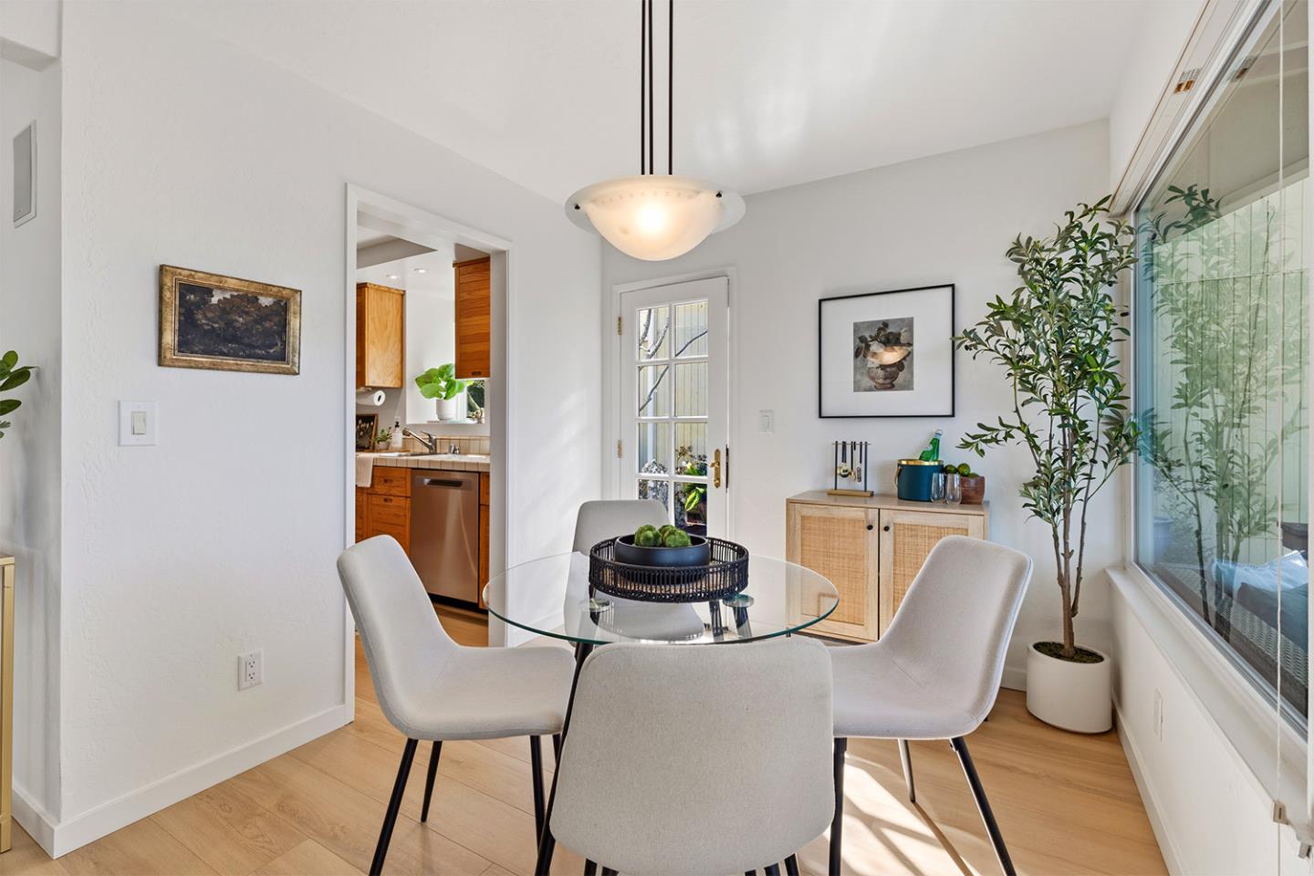 Detail Gallery Image 17 of 50 For 11 Berkeley Ct, Santa Cruz,  CA 95062 - 2 Beds | 1/1 Baths