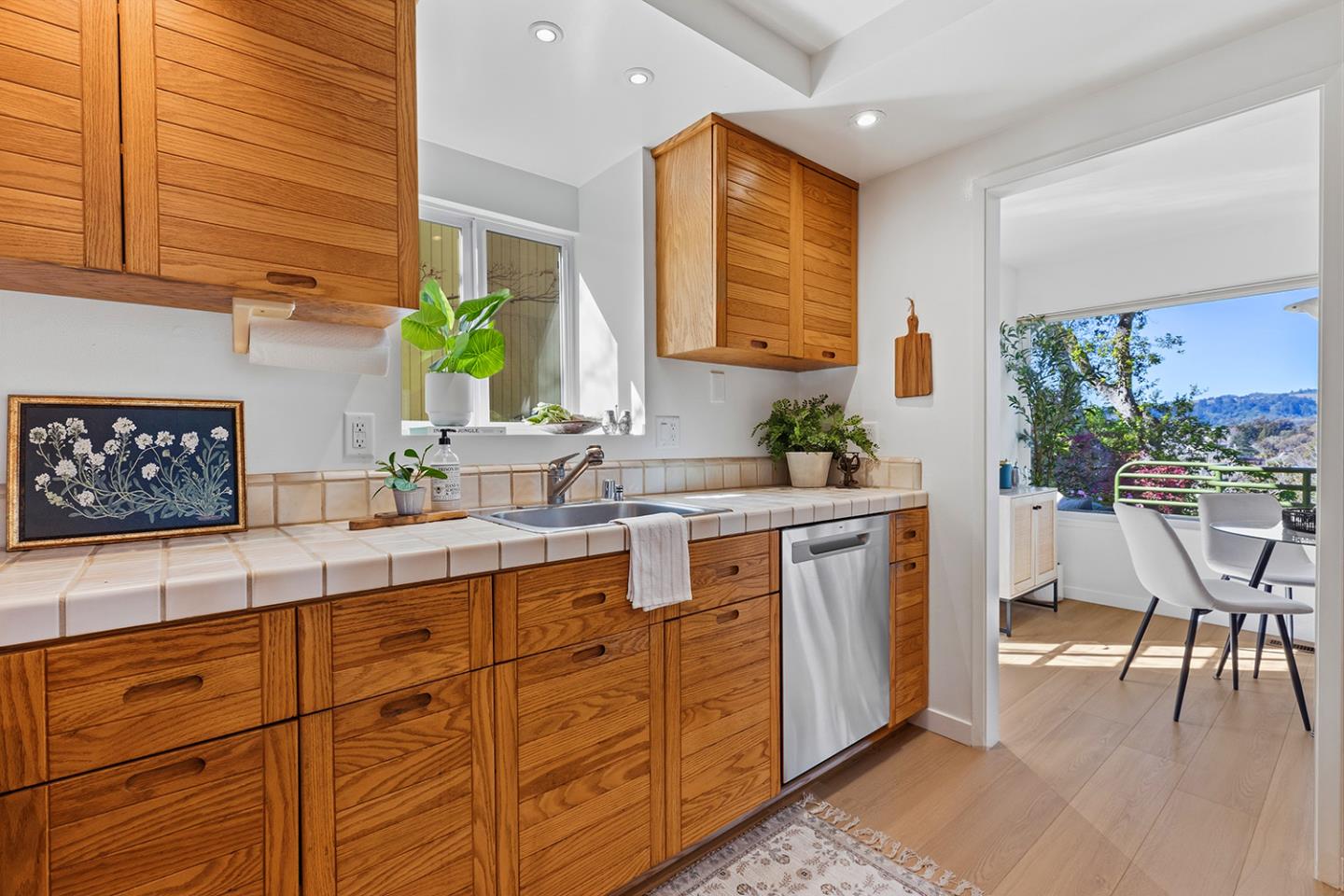 Detail Gallery Image 19 of 50 For 11 Berkeley Ct, Santa Cruz,  CA 95062 - 2 Beds | 1/1 Baths