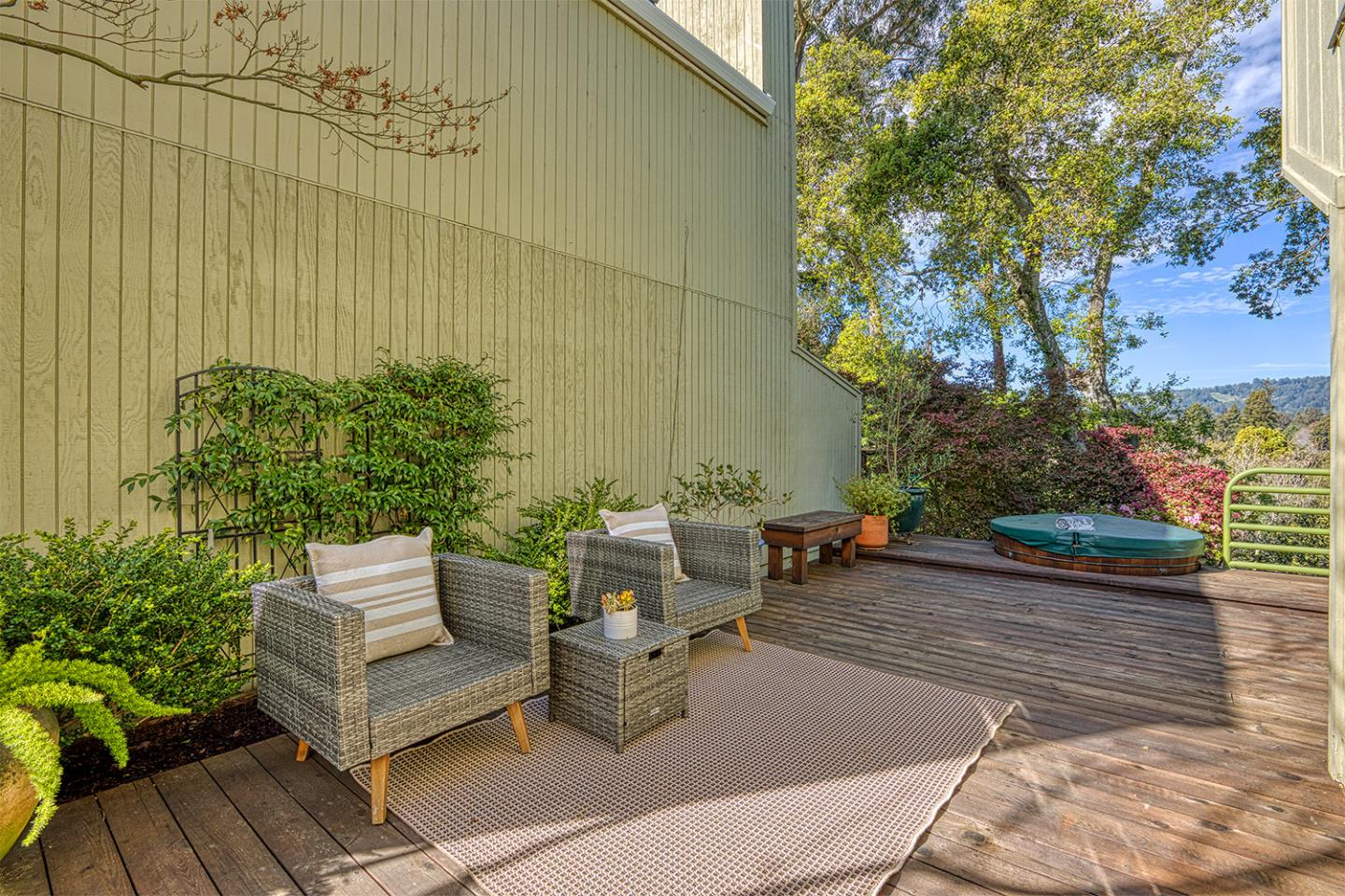 Detail Gallery Image 31 of 50 For 11 Berkeley Ct, Santa Cruz,  CA 95062 - 2 Beds | 1/1 Baths