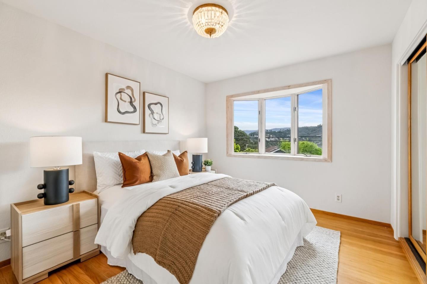 Detail Gallery Image 21 of 38 For 224 Highland Ave, San Carlos,  CA 94070 - 3 Beds | 2 Baths