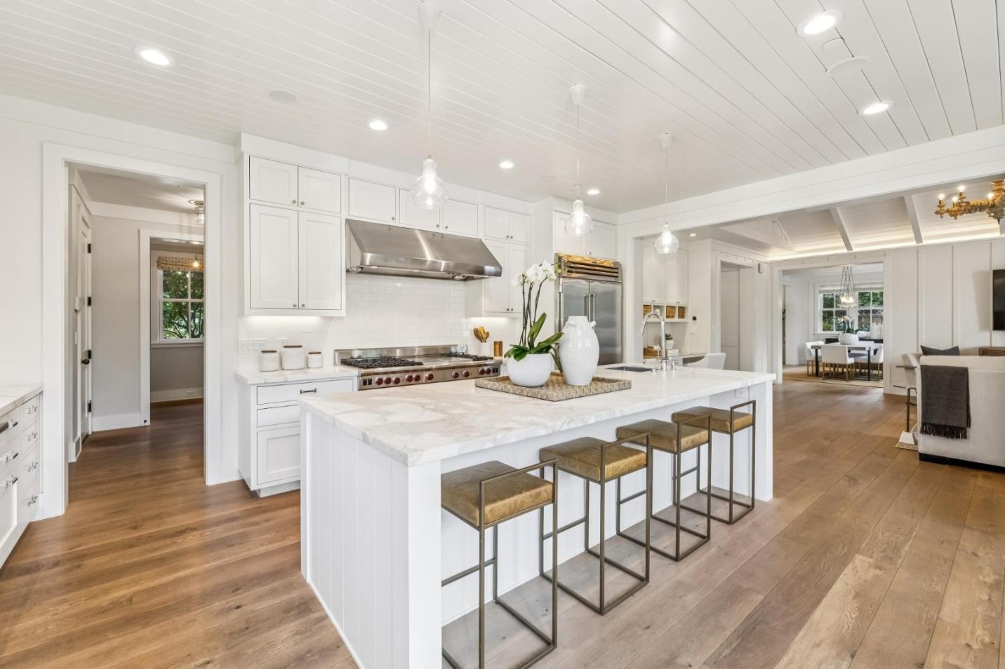 Detail Gallery Image 17 of 60 For 1806 Doris Dr, Menlo Park,  CA 94025 - 5 Beds | 5/2 Baths