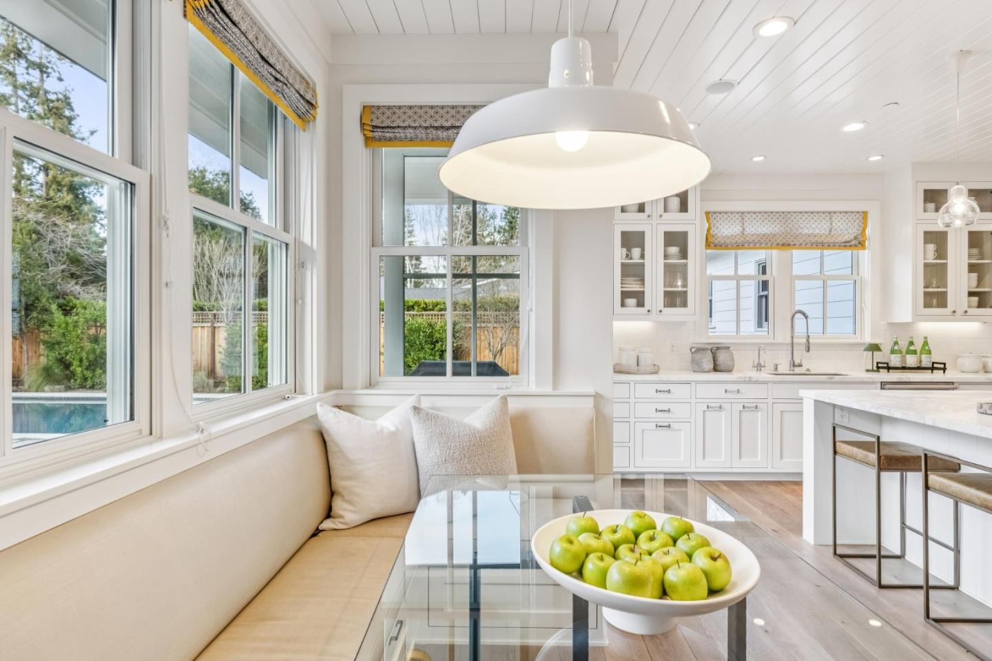 Detail Gallery Image 18 of 60 For 1806 Doris Dr, Menlo Park,  CA 94025 - 5 Beds | 5/2 Baths