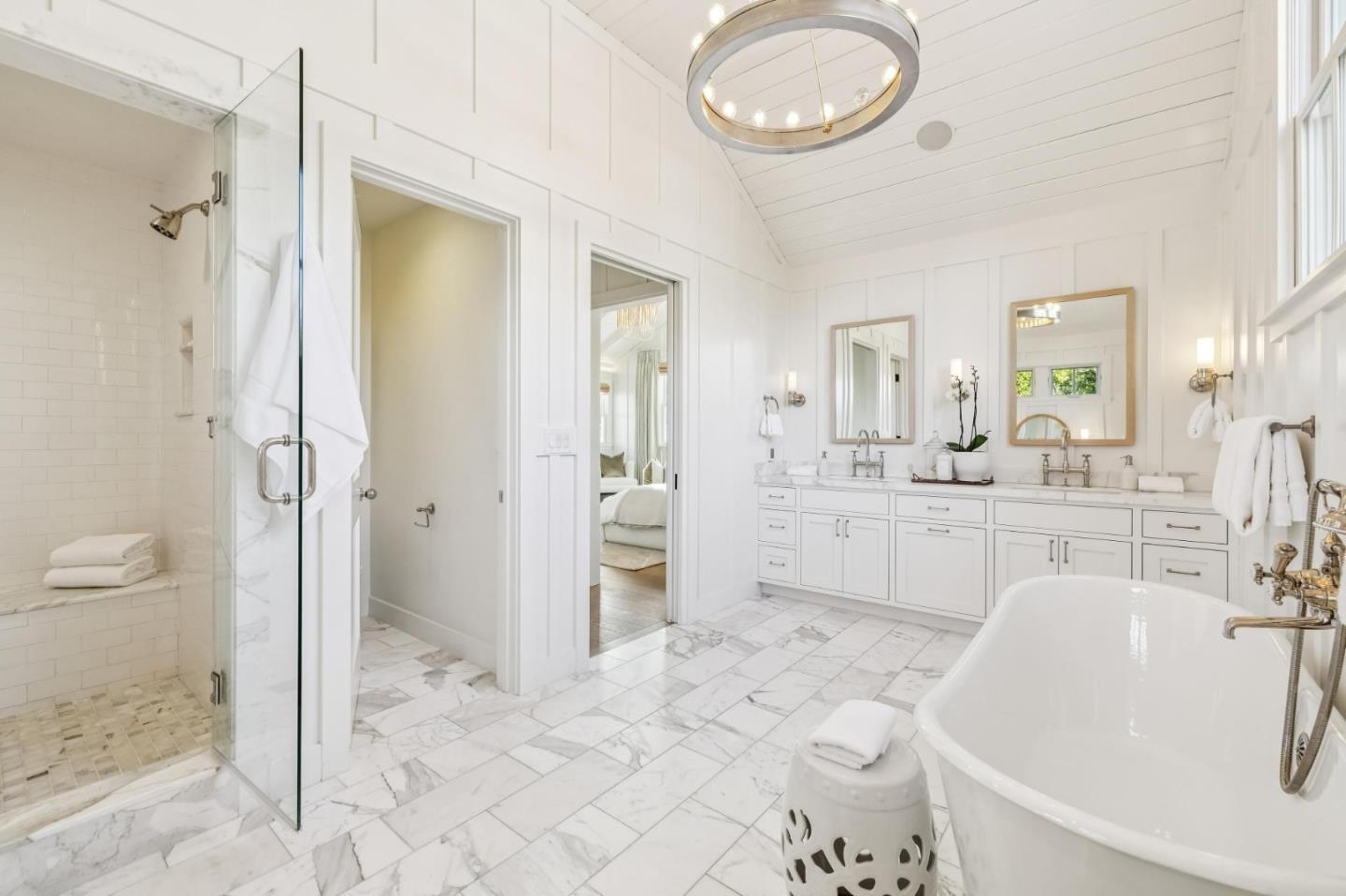 Detail Gallery Image 26 of 60 For 1806 Doris Dr, Menlo Park,  CA 94025 - 5 Beds | 5/2 Baths