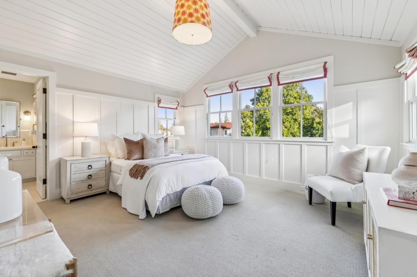 Detail Gallery Image 32 of 60 For 1806 Doris Dr, Menlo Park,  CA 94025 - 5 Beds | 5/2 Baths