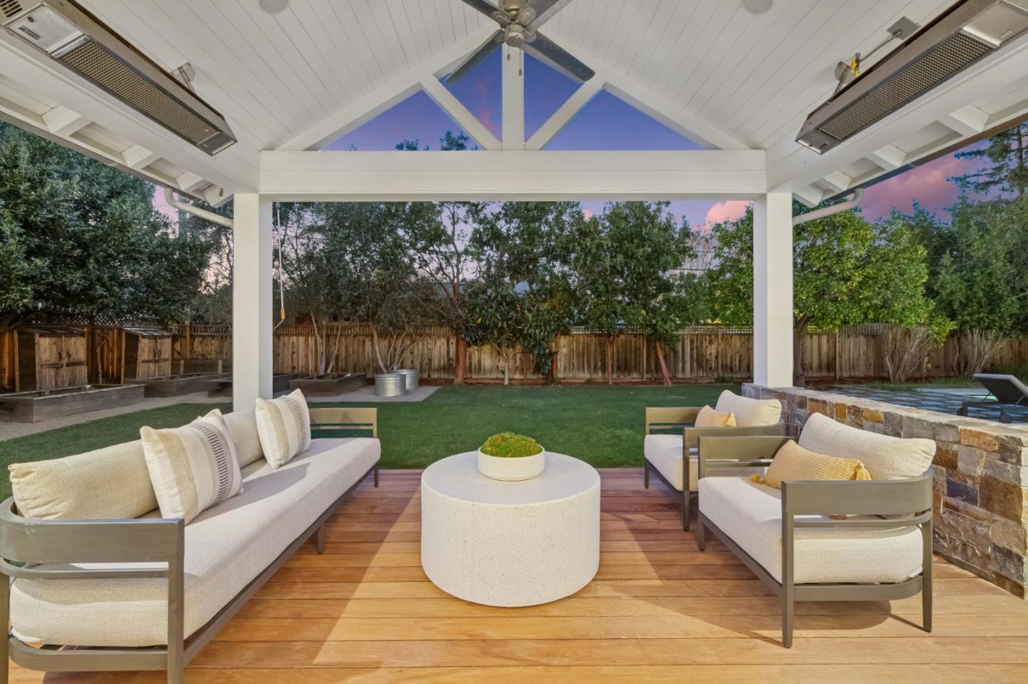 Detail Gallery Image 54 of 60 For 1806 Doris Dr, Menlo Park,  CA 94025 - 5 Beds | 5/2 Baths