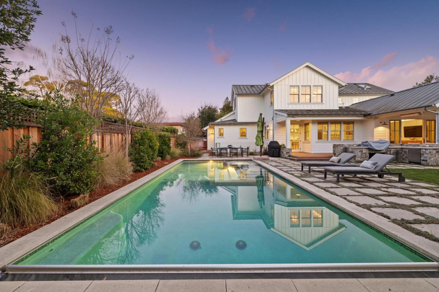 Detail Gallery Image 56 of 60 For 1806 Doris Dr, Menlo Park,  CA 94025 - 5 Beds | 5/2 Baths