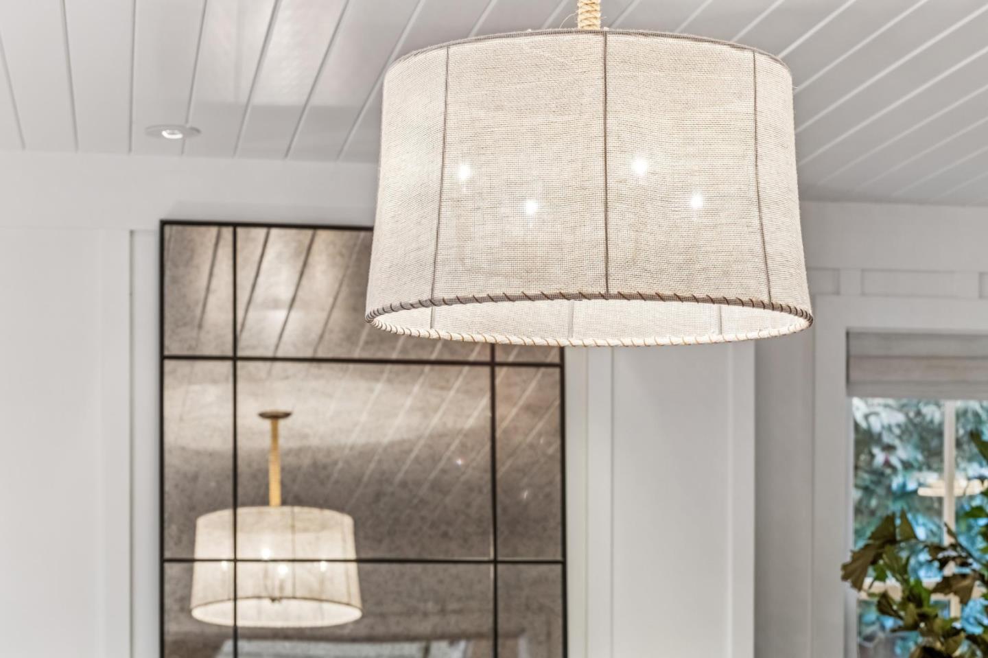 Detail Gallery Image 8 of 60 For 1806 Doris Dr, Menlo Park,  CA 94025 - 5 Beds | 5/2 Baths