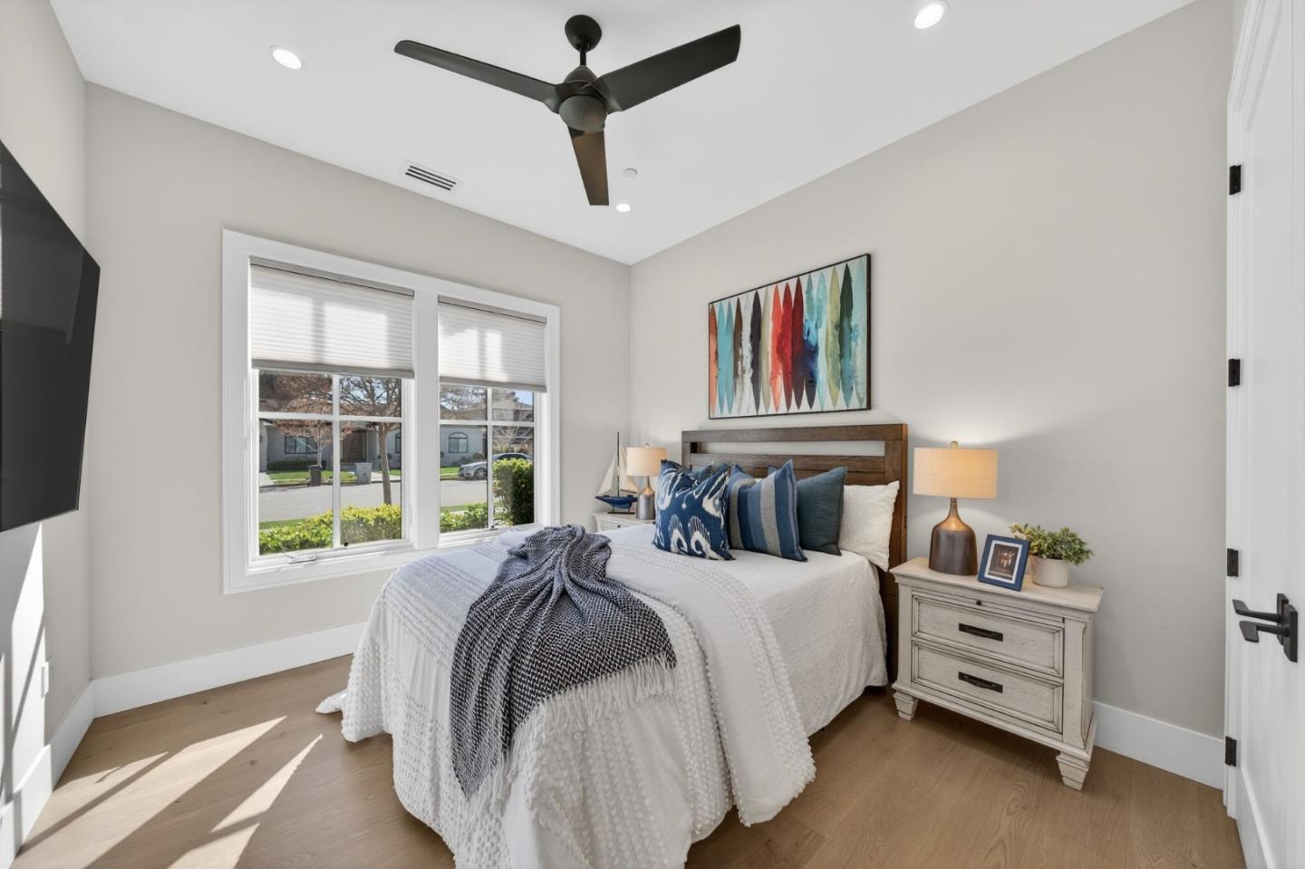 Detail Gallery Image 17 of 44 For 1743 Santa Barbara Dr, San Jose,  CA 95125 - 7 Beds | 5 Baths