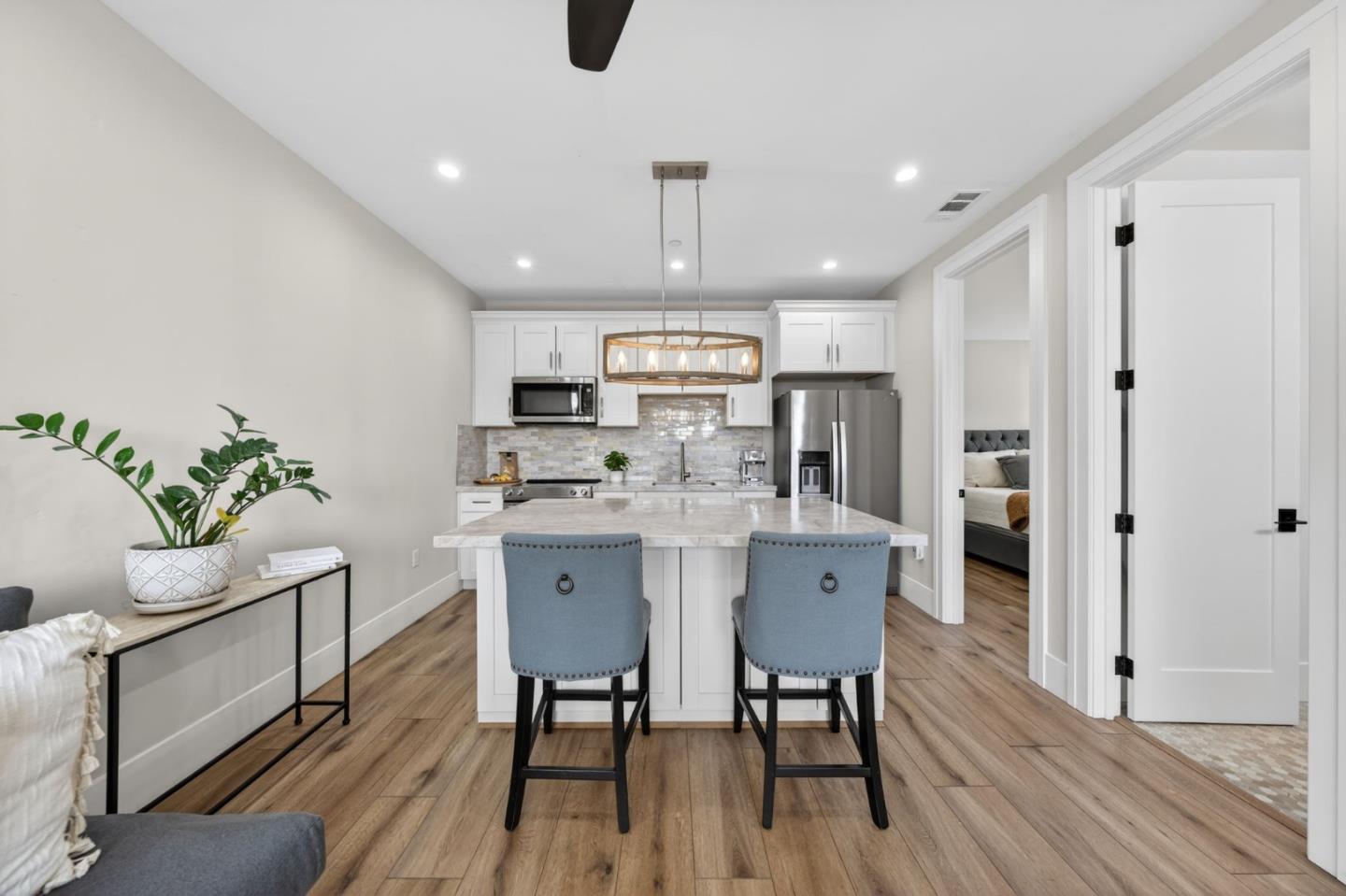 Detail Gallery Image 28 of 44 For 1743 Santa Barbara Dr, San Jose,  CA 95125 - 7 Beds | 5 Baths