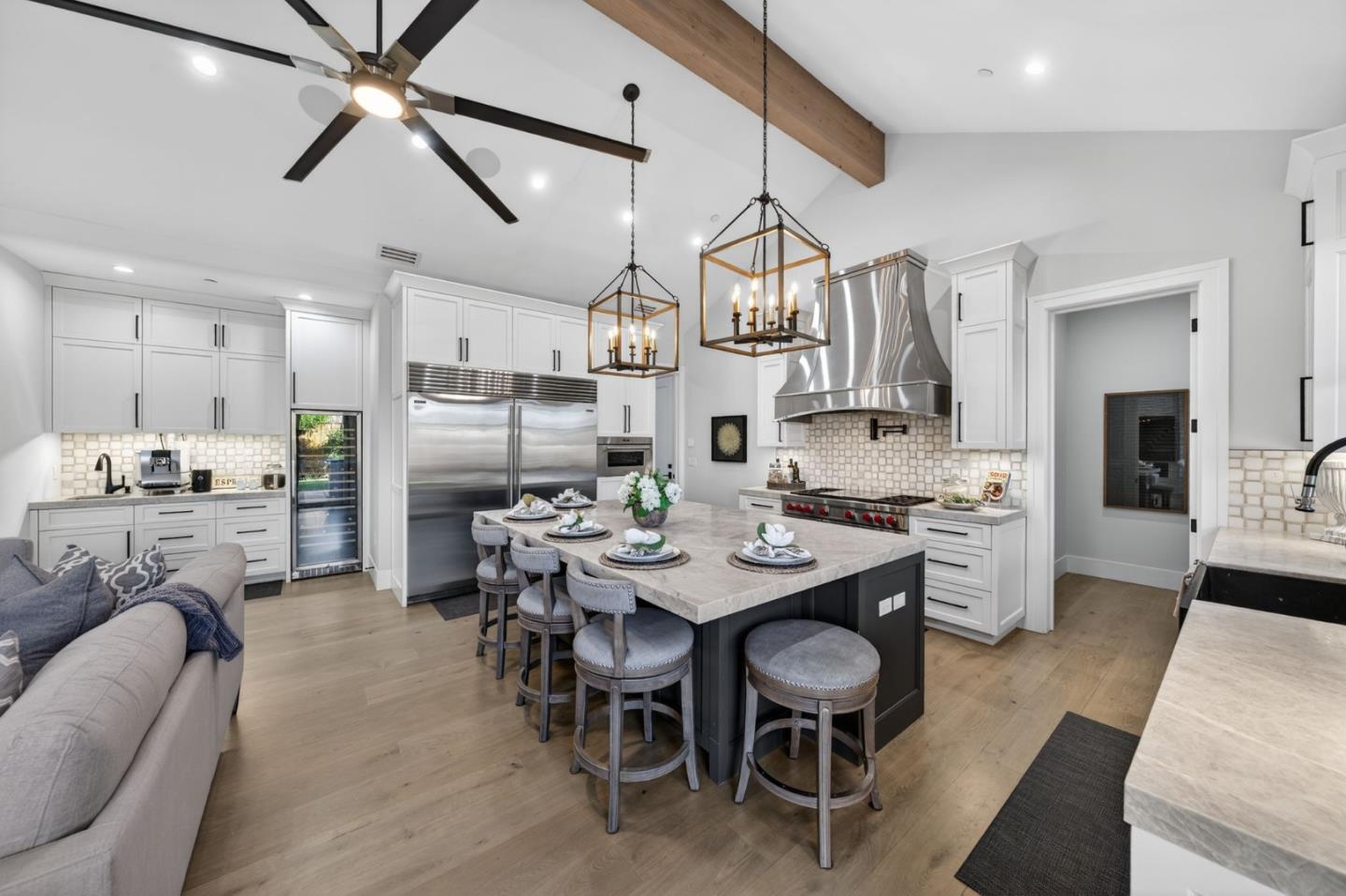 Detail Gallery Image 8 of 44 For 1743 Santa Barbara Dr, San Jose,  CA 95125 - 7 Beds | 5 Baths