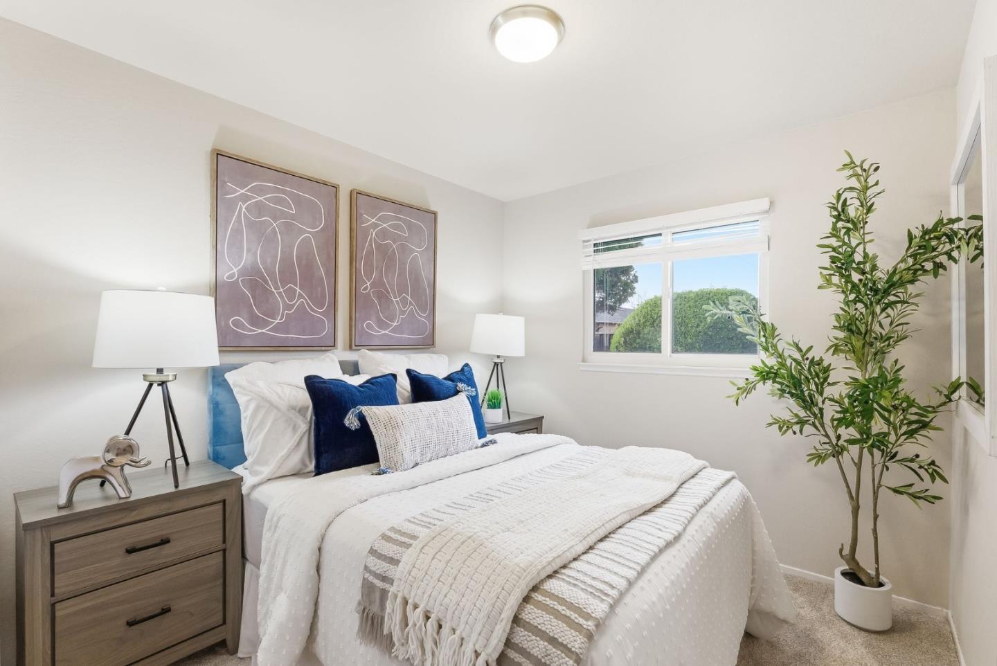 Detail Gallery Image 12 of 39 For 1795 Foxworthy Ave, San Jose,  CA 95124 - 6 Beds | 2/1 Baths