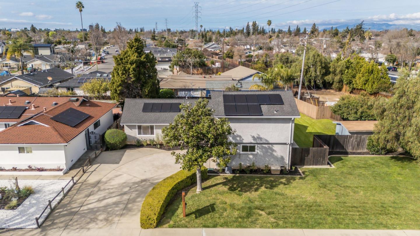 Detail Gallery Image 34 of 39 For 1795 Foxworthy Ave, San Jose,  CA 95124 - 6 Beds | 2/1 Baths