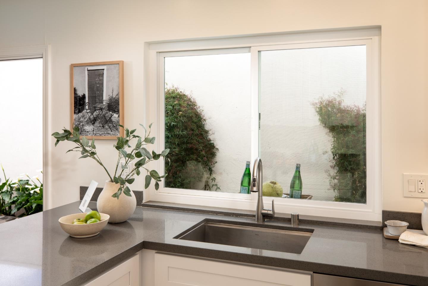 Detail Gallery Image 14 of 40 For 1006 E Evelyn Ave, Sunnyvale,  CA 94086 - 3 Beds | 2 Baths