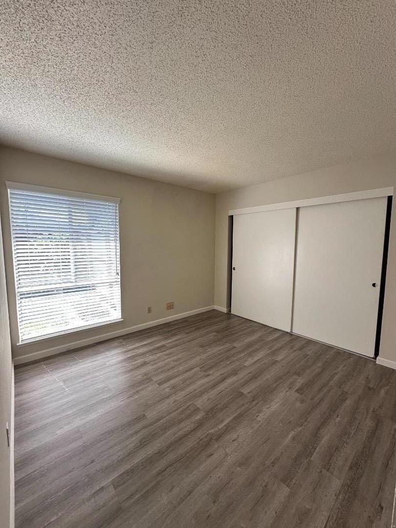 Detail Gallery Image 14 of 22 For 995 Henderson Ave, Sunnyvale,  CA 94086 - – Beds | – Baths