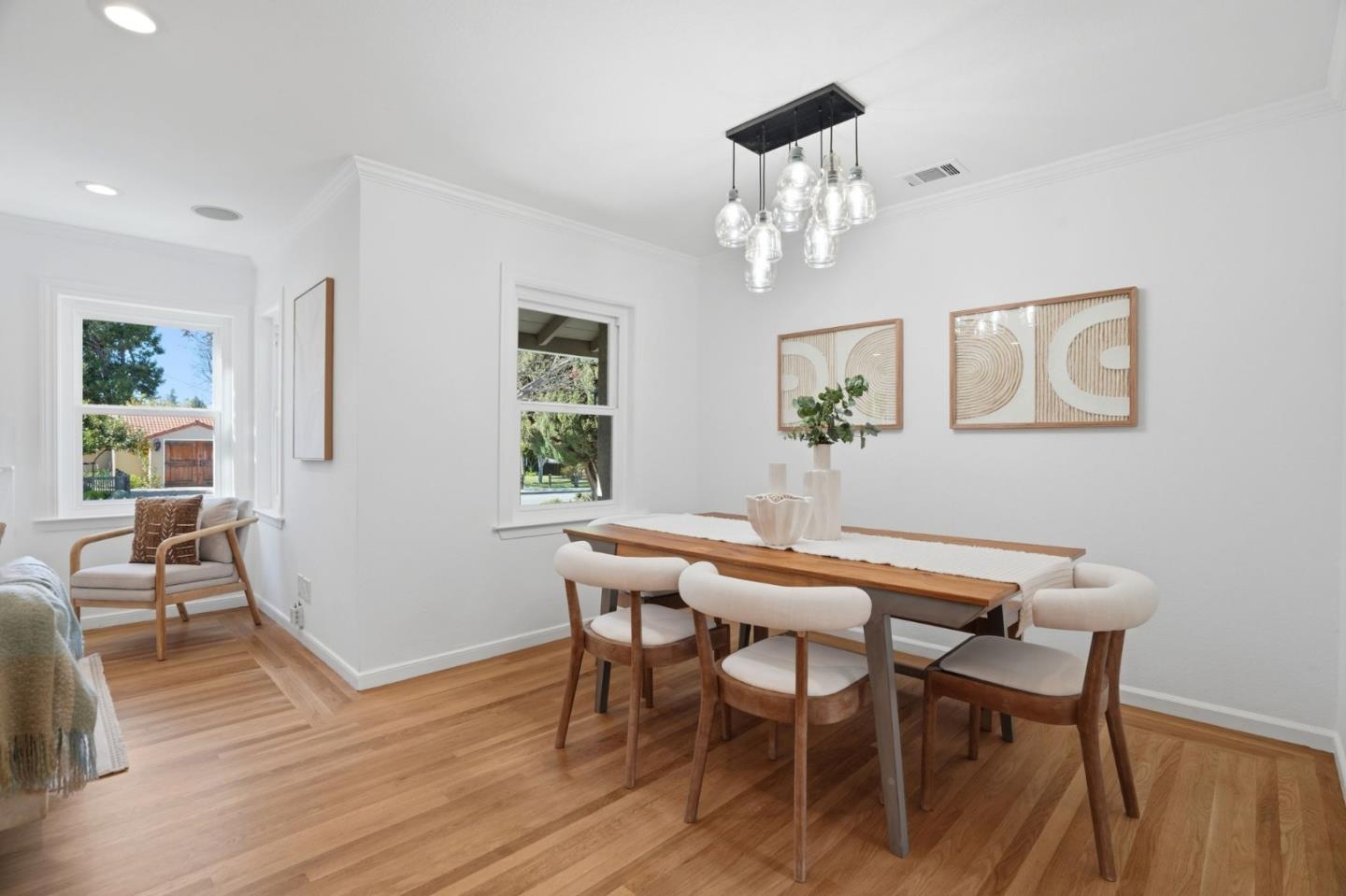 Detail Gallery Image 13 of 55 For 306 Schroeder St, Sunnyvale,  CA 94085 - 4 Beds | 2 Baths