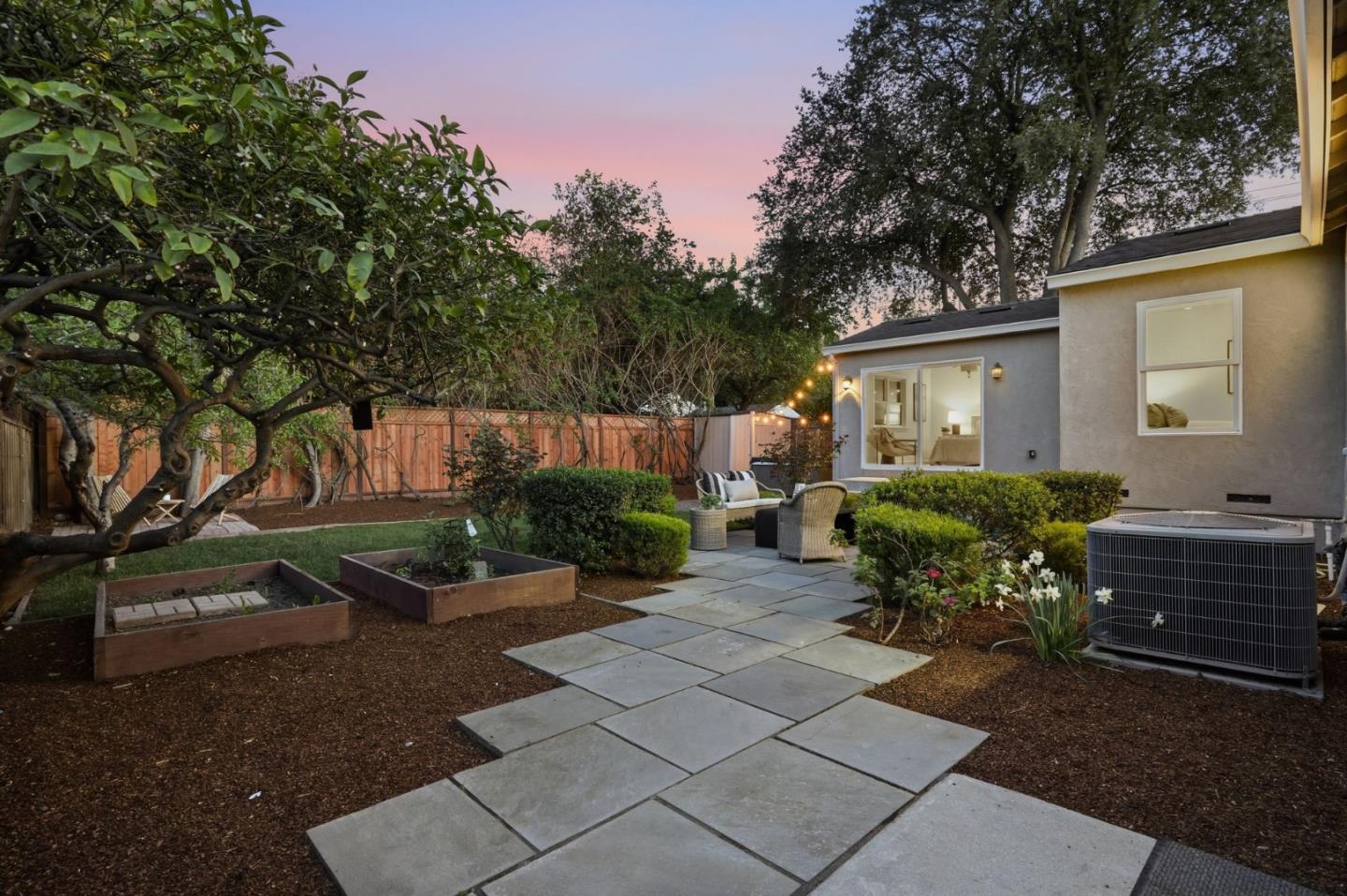 Detail Gallery Image 39 of 55 For 306 Schroeder St, Sunnyvale,  CA 94085 - 4 Beds | 2 Baths