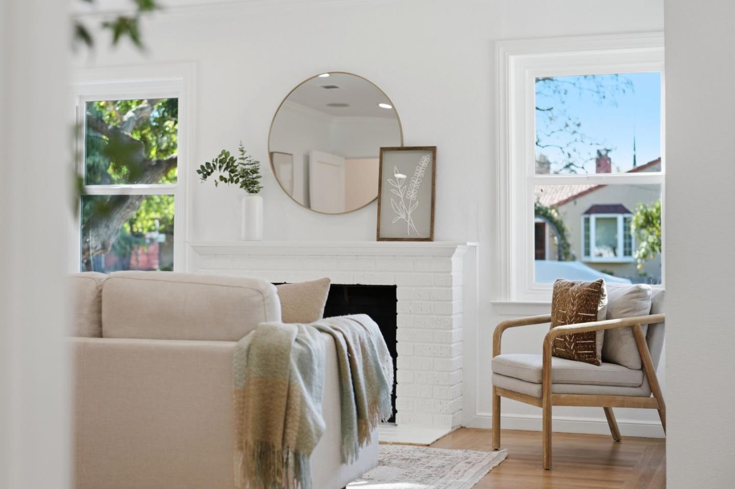 Detail Gallery Image 8 of 55 For 306 Schroeder St, Sunnyvale,  CA 94085 - 4 Beds | 2 Baths