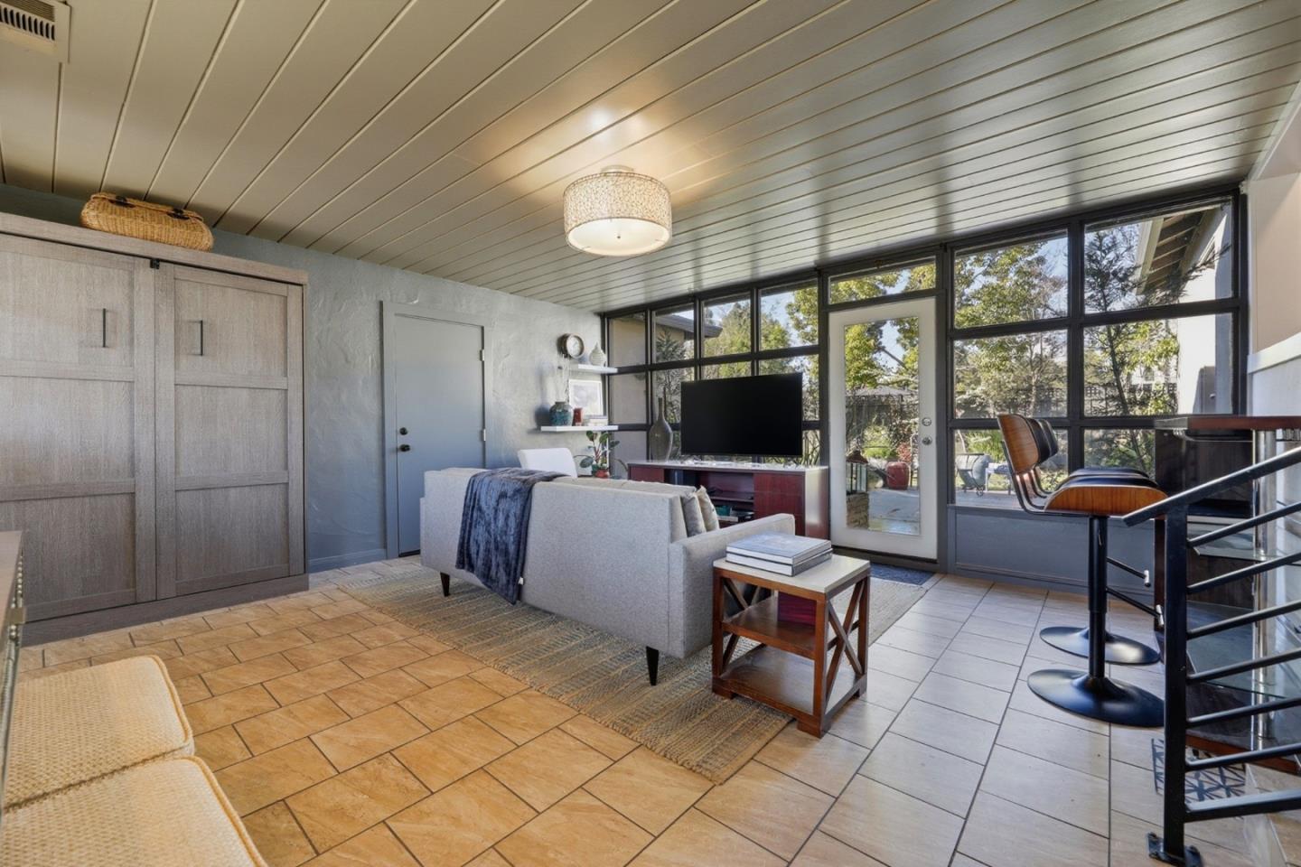 Detail Gallery Image 11 of 33 For 2501 Bailey Ave, San Jose,  CA 95128 - 3 Beds | 1/1 Baths