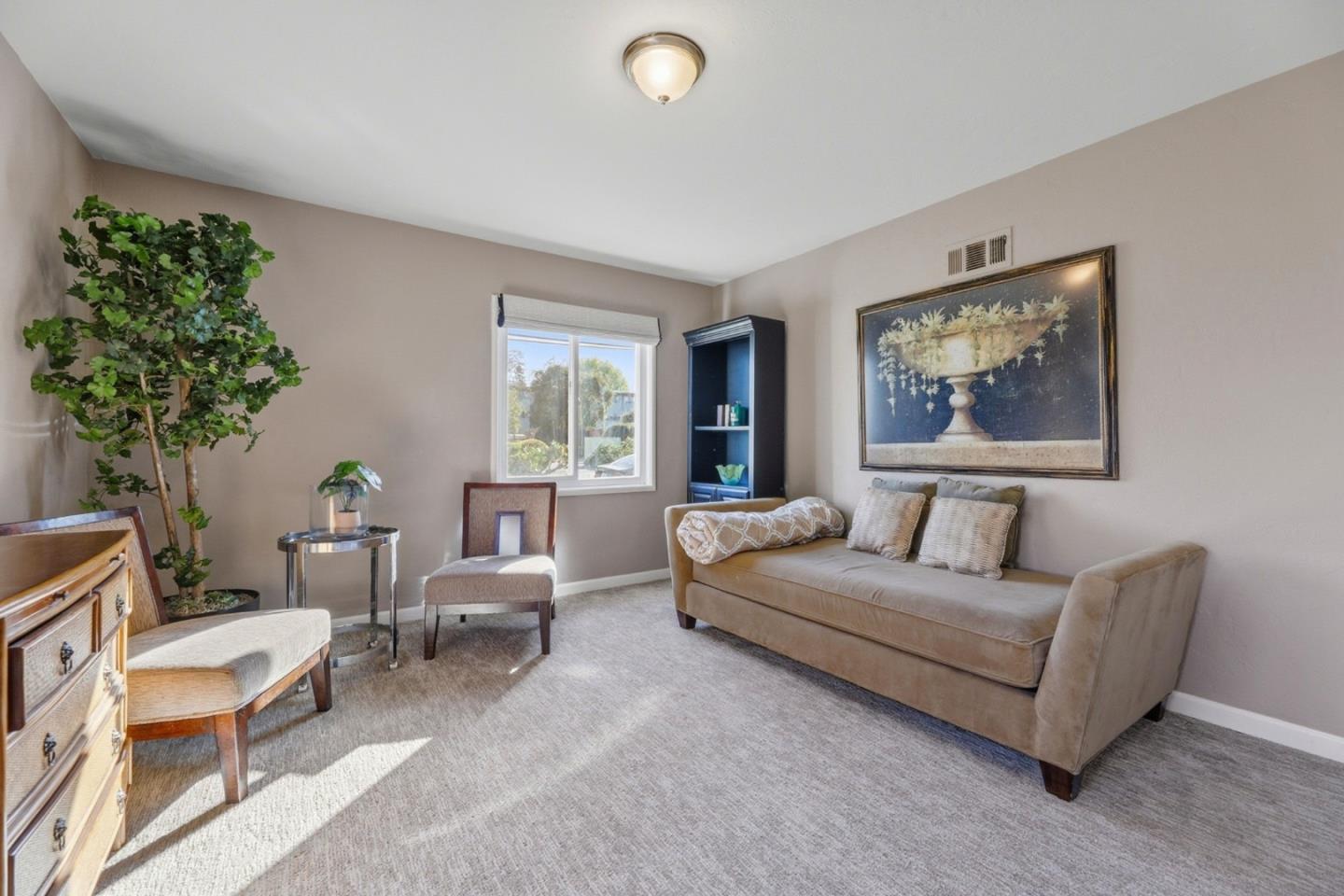 Detail Gallery Image 15 of 33 For 2501 Bailey Ave, San Jose,  CA 95128 - 3 Beds | 1/1 Baths