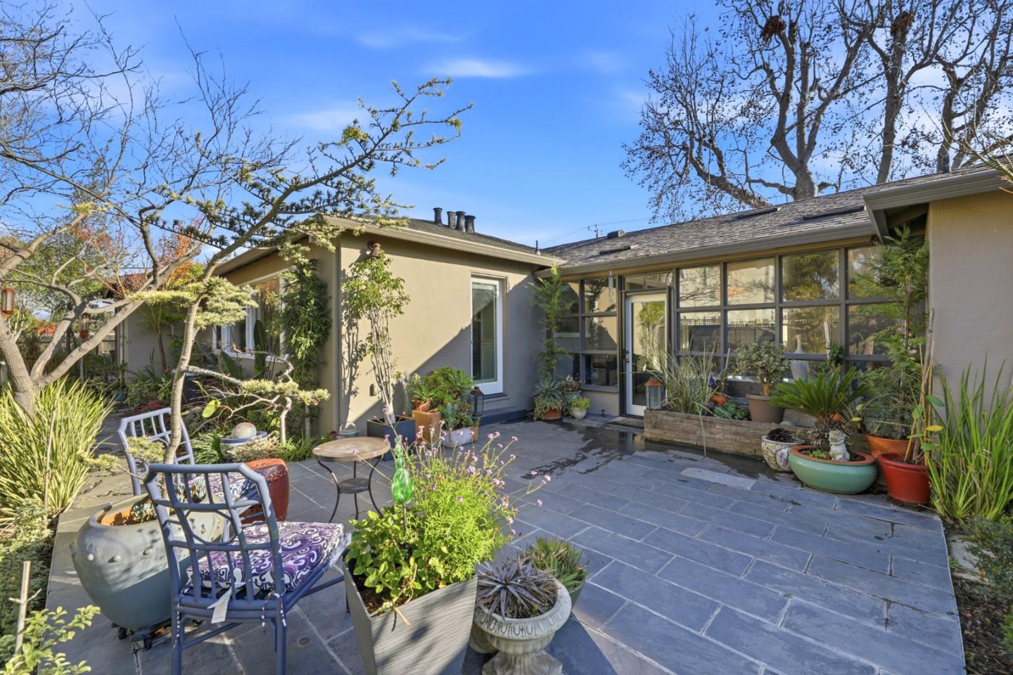 Detail Gallery Image 20 of 33 For 2501 Bailey Ave, San Jose,  CA 95128 - 3 Beds | 1/1 Baths