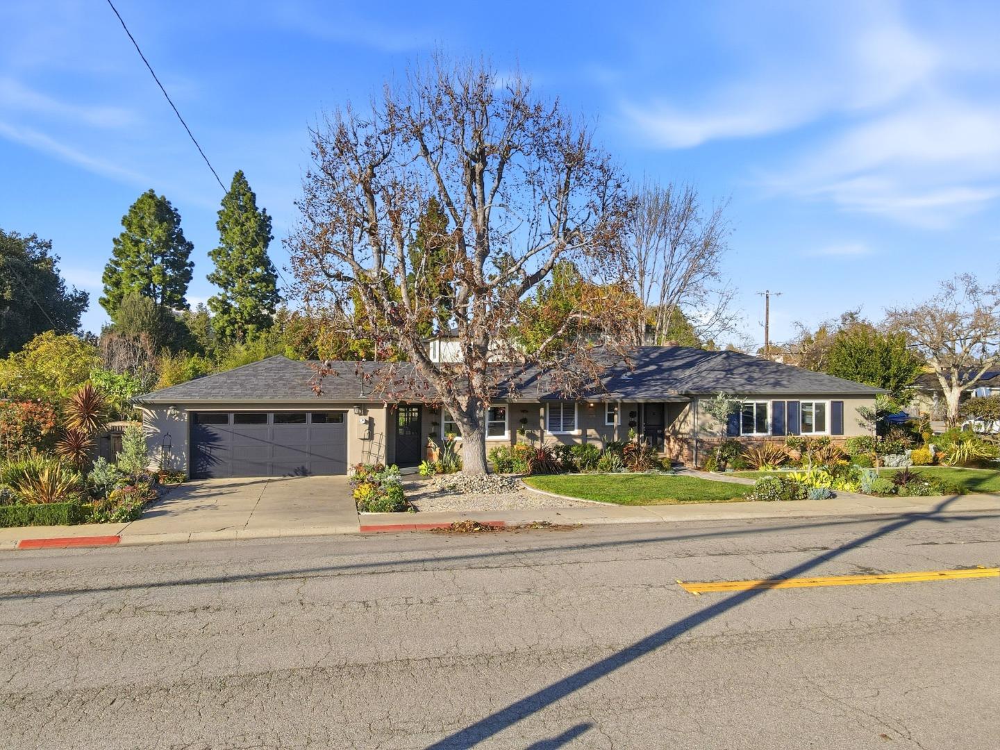 Detail Gallery Image 26 of 33 For 2501 Bailey Ave, San Jose,  CA 95128 - 3 Beds | 1/1 Baths