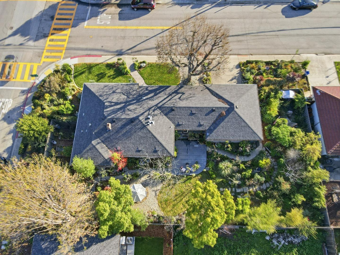 Detail Gallery Image 32 of 33 For 2501 Bailey Ave, San Jose,  CA 95128 - 3 Beds | 1/1 Baths