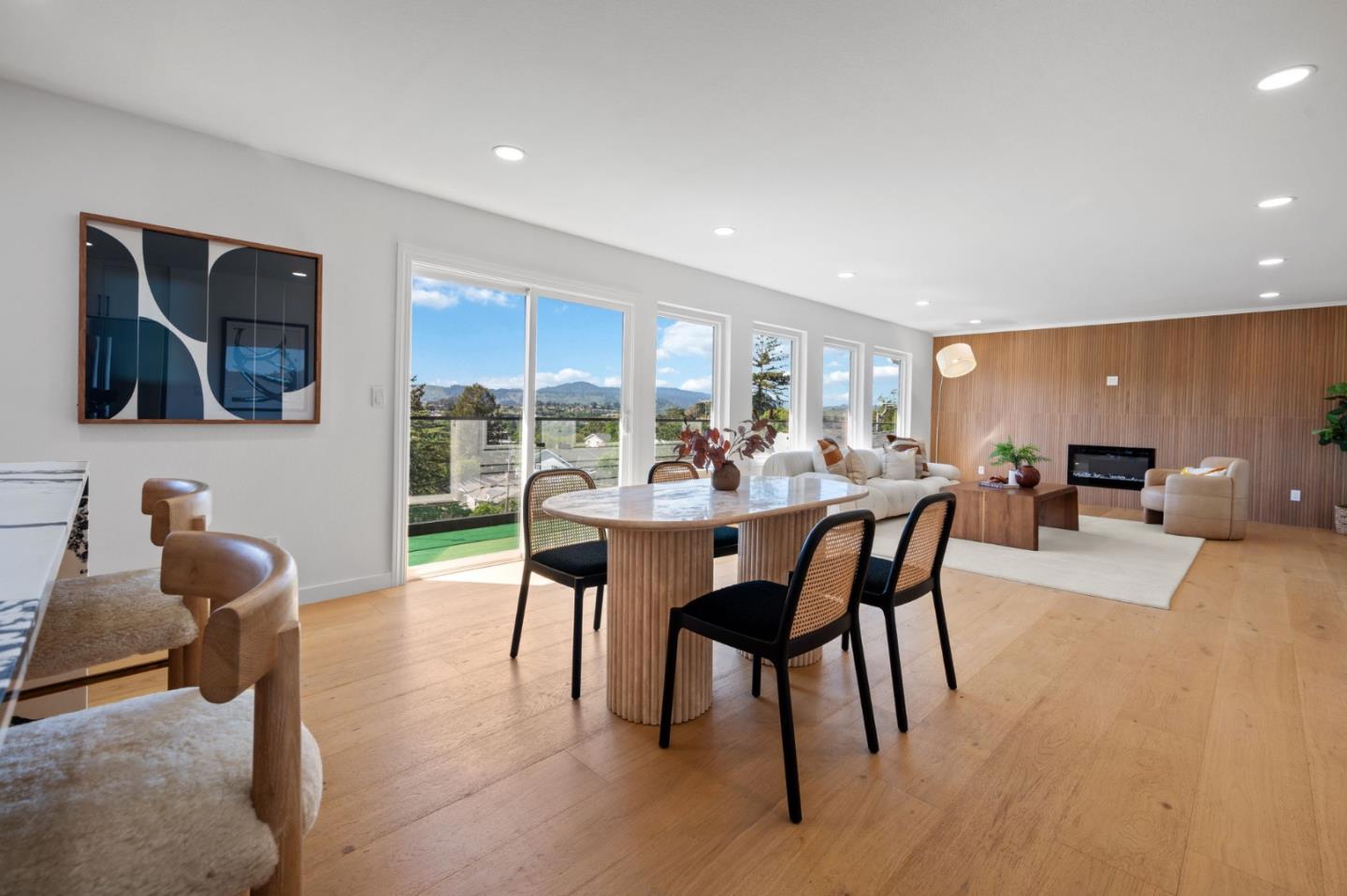 Detail Gallery Image 10 of 57 For 2519 Lincoln Ave, Belmont,  CA 94002 - 4 Beds | 3 Baths