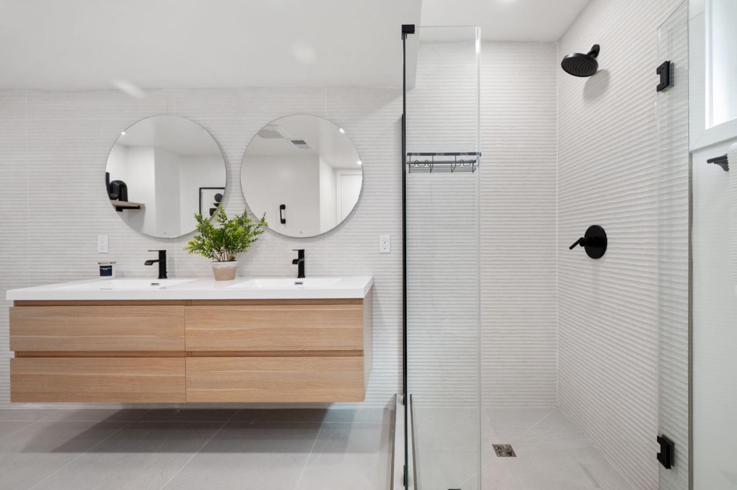 Detail Gallery Image 34 of 57 For 2519 Lincoln Ave, Belmont,  CA 94002 - 4 Beds | 3 Baths