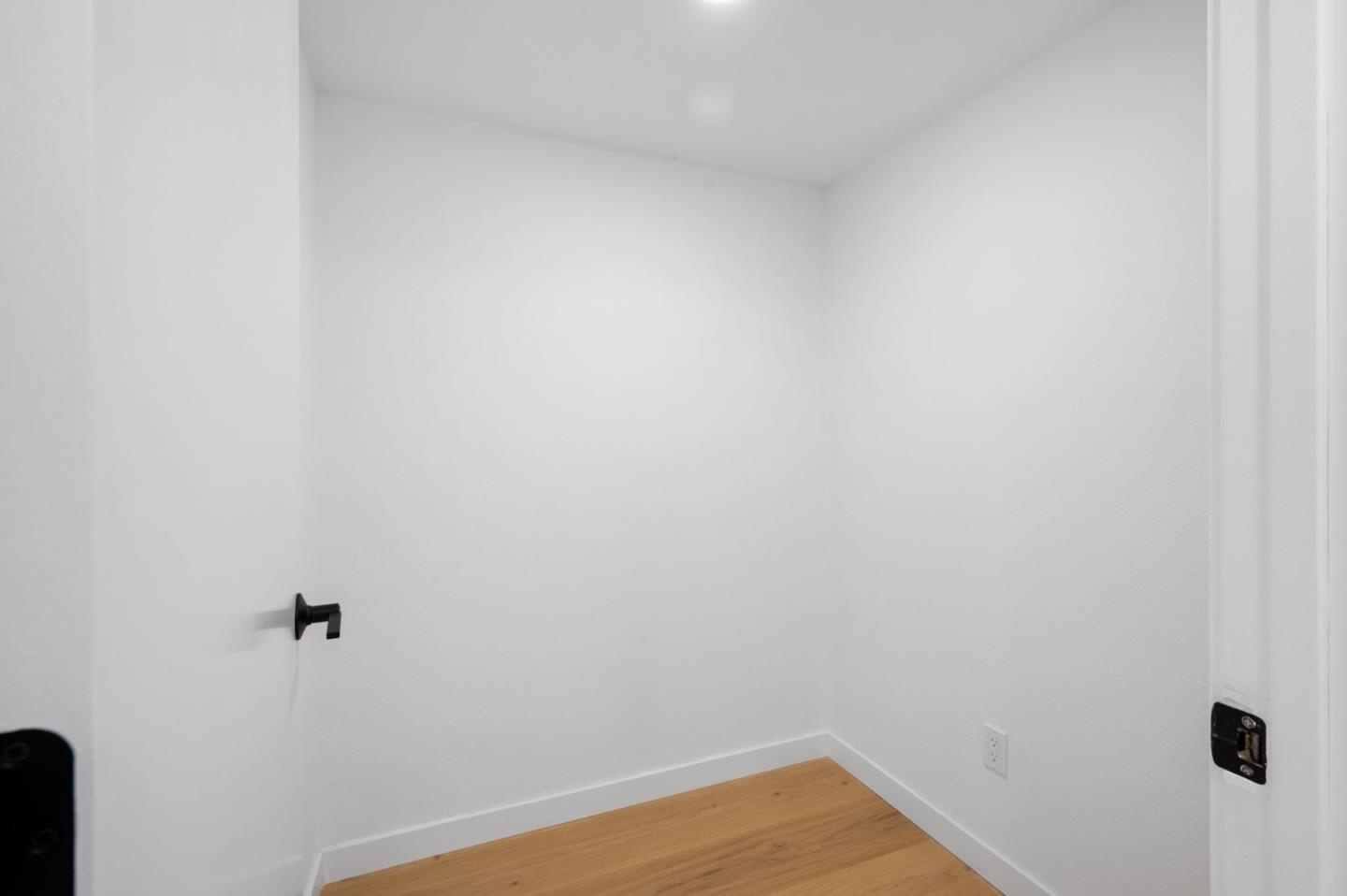 Detail Gallery Image 36 of 57 For 2519 Lincoln Ave, Belmont,  CA 94002 - 4 Beds | 3 Baths