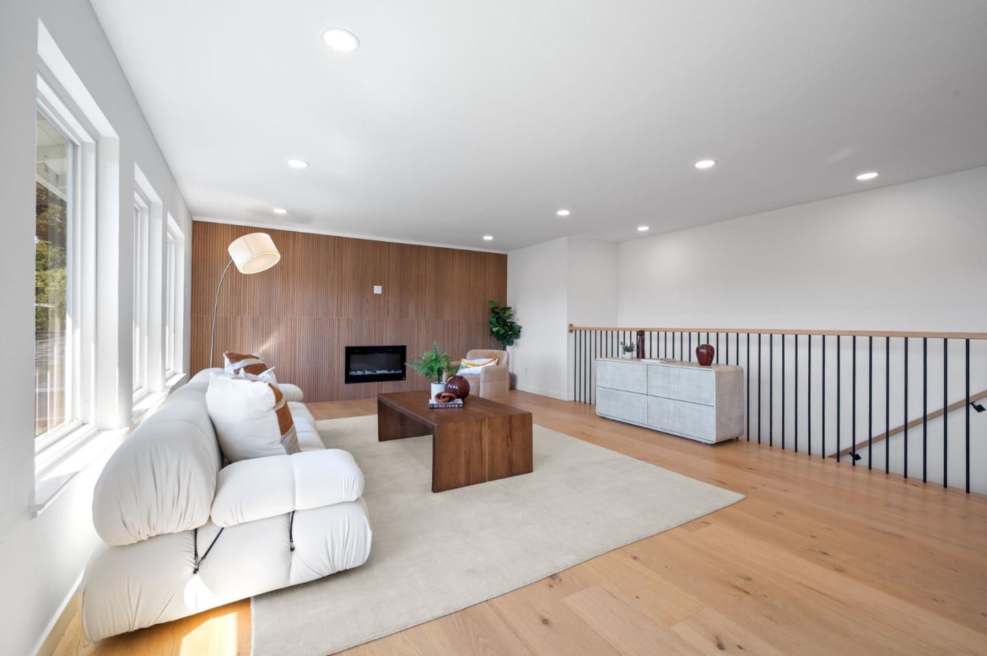 Detail Gallery Image 6 of 57 For 2519 Lincoln Ave, Belmont,  CA 94002 - 4 Beds | 3 Baths