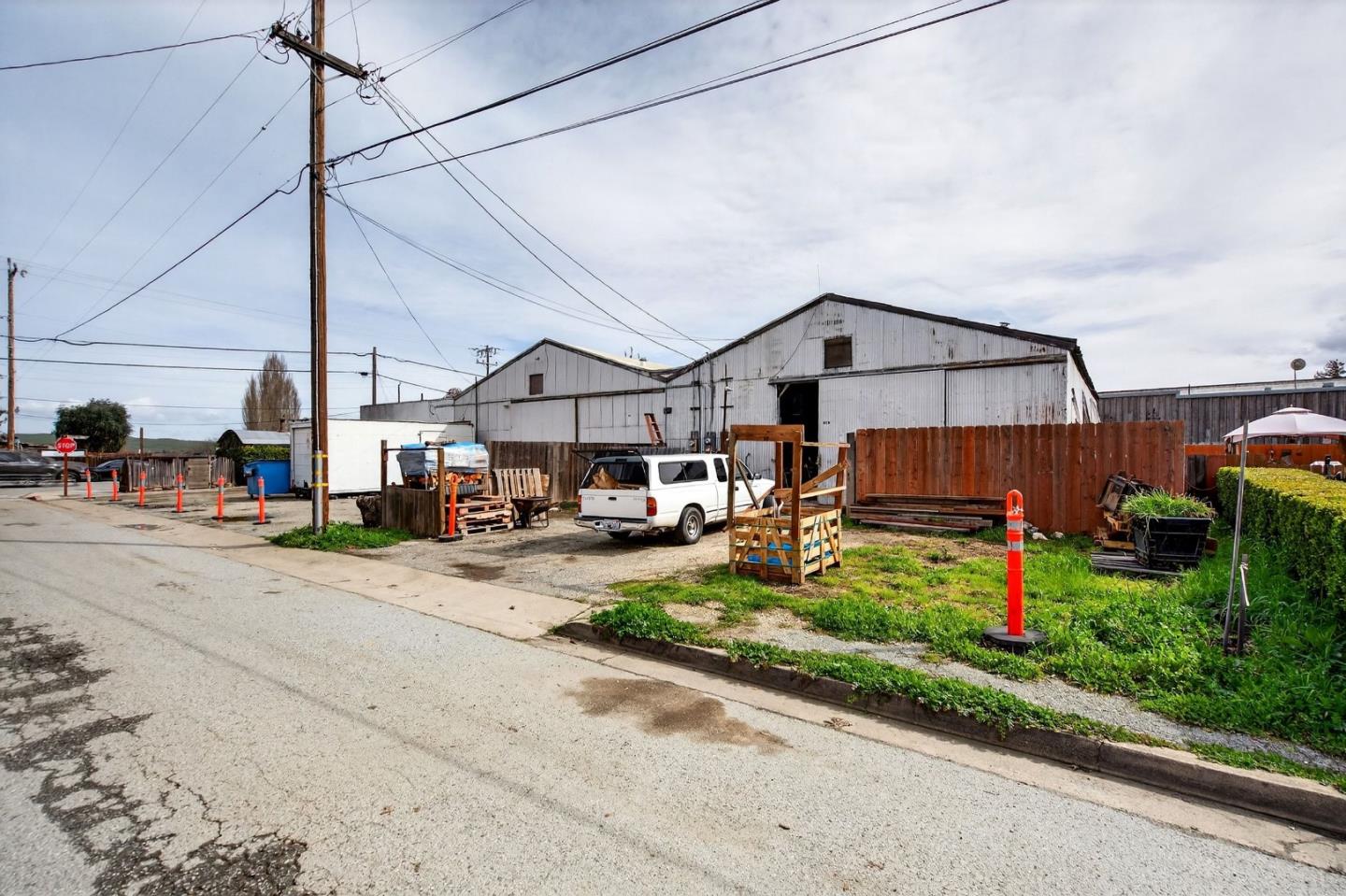 Detail Gallery Image 12 of 22 For 81 & 81 a 4th St, San Juan Bautista,  CA 95045 - – Beds | – Baths