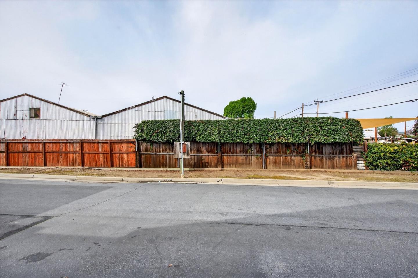 Detail Gallery Image 8 of 22 For 81 & 81 a 4th St, San Juan Bautista,  CA 95045 - – Beds | – Baths