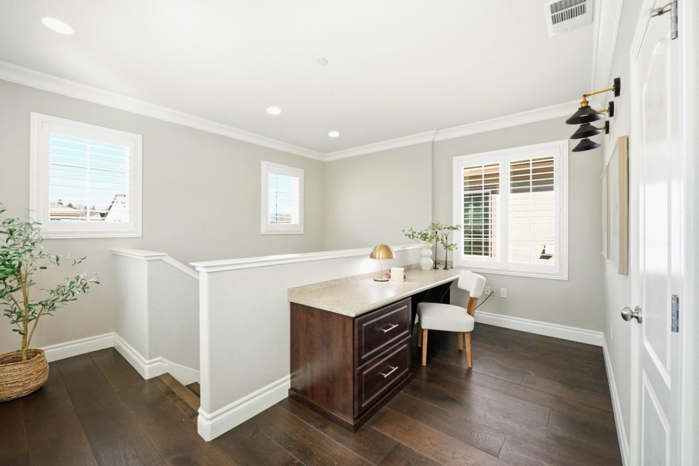 Detail Gallery Image 10 of 56 For 1720 Wasabi Way, Gilroy,  CA 95020 - 3 Beds | 2/1 Baths