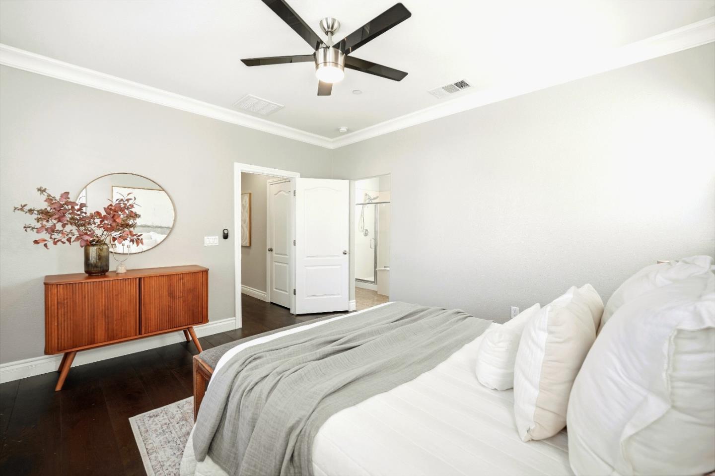 Detail Gallery Image 17 of 56 For 1720 Wasabi Way, Gilroy,  CA 95020 - 3 Beds | 2/1 Baths