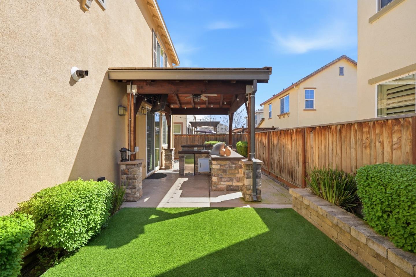 Detail Gallery Image 23 of 56 For 1720 Wasabi Way, Gilroy,  CA 95020 - 3 Beds | 2/1 Baths