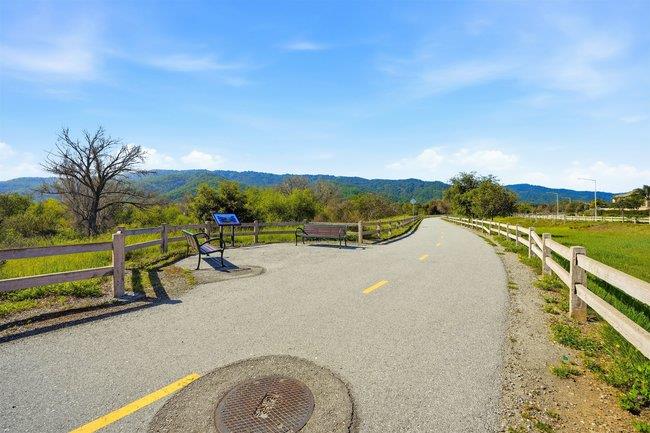 Detail Gallery Image 33 of 56 For 1720 Wasabi Way, Gilroy,  CA 95020 - 3 Beds | 2/1 Baths
