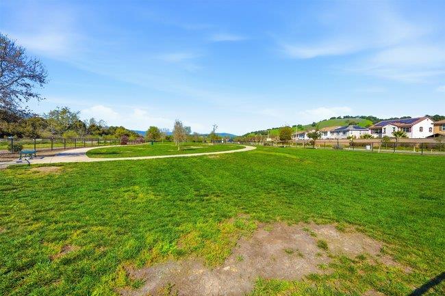 Detail Gallery Image 36 of 56 For 1720 Wasabi Way, Gilroy,  CA 95020 - 3 Beds | 2/1 Baths