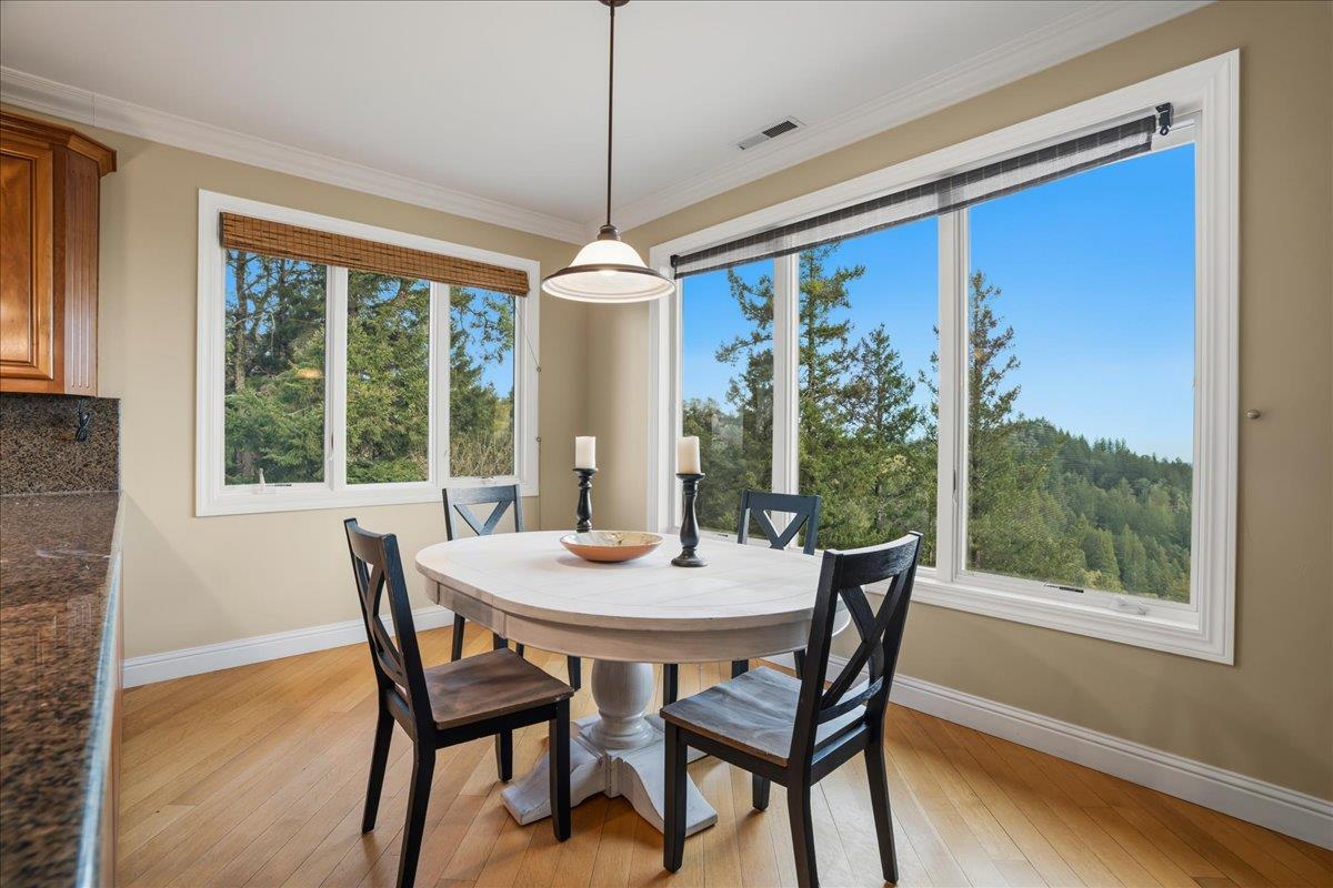 Detail Gallery Image 18 of 61 For 19975 Skyline Blvd, Los Gatos,  CA 95033 - 5 Beds | 3/2 Baths