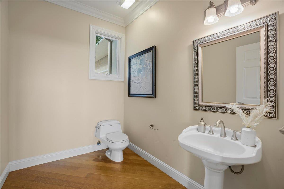 Detail Gallery Image 20 of 61 For 19975 Skyline Blvd, Los Gatos,  CA 95033 - 5 Beds | 3/2 Baths