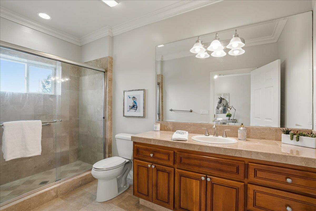 Detail Gallery Image 39 of 61 For 19975 Skyline Blvd, Los Gatos,  CA 95033 - 5 Beds | 3/2 Baths