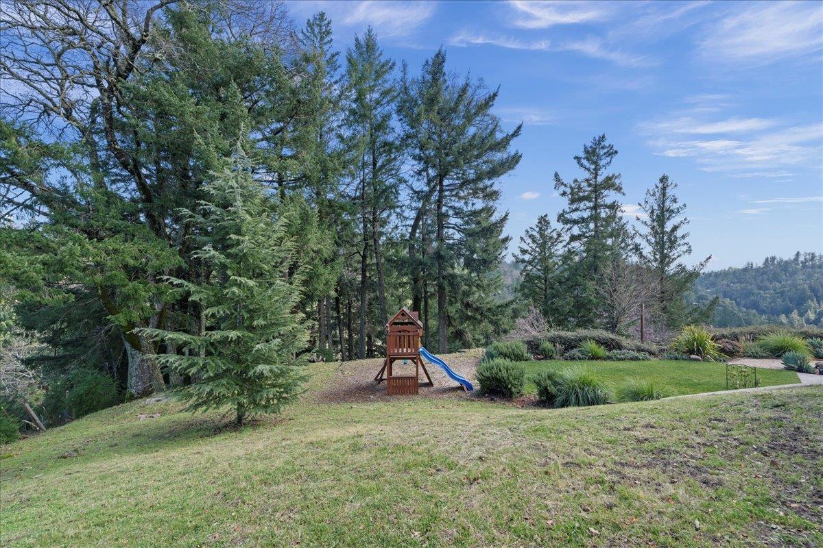 Detail Gallery Image 44 of 61 For 19975 Skyline Blvd, Los Gatos,  CA 95033 - 5 Beds | 3/2 Baths