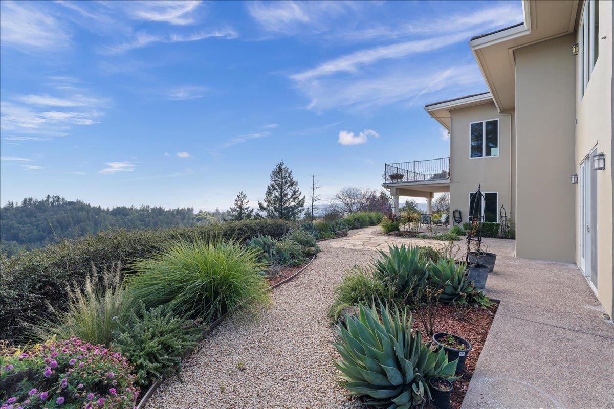 Detail Gallery Image 48 of 61 For 19975 Skyline Blvd, Los Gatos,  CA 95033 - 5 Beds | 3/2 Baths