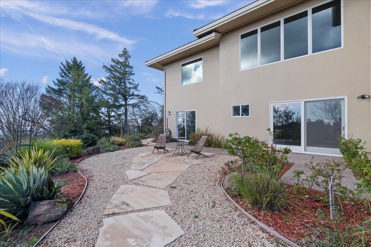 Detail Gallery Image 51 of 61 For 19975 Skyline Blvd, Los Gatos,  CA 95033 - 5 Beds | 3/2 Baths