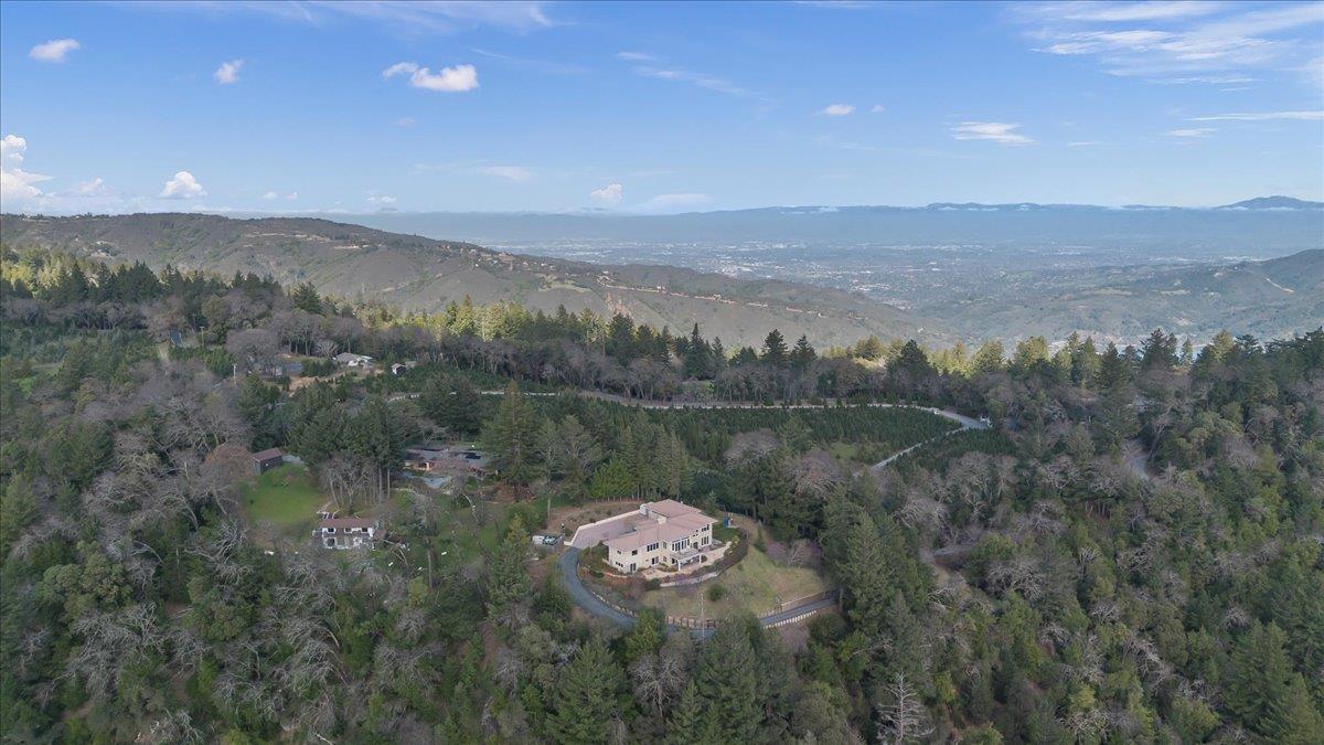 Detail Gallery Image 57 of 61 For 19975 Skyline Blvd, Los Gatos,  CA 95033 - 5 Beds | 3/2 Baths