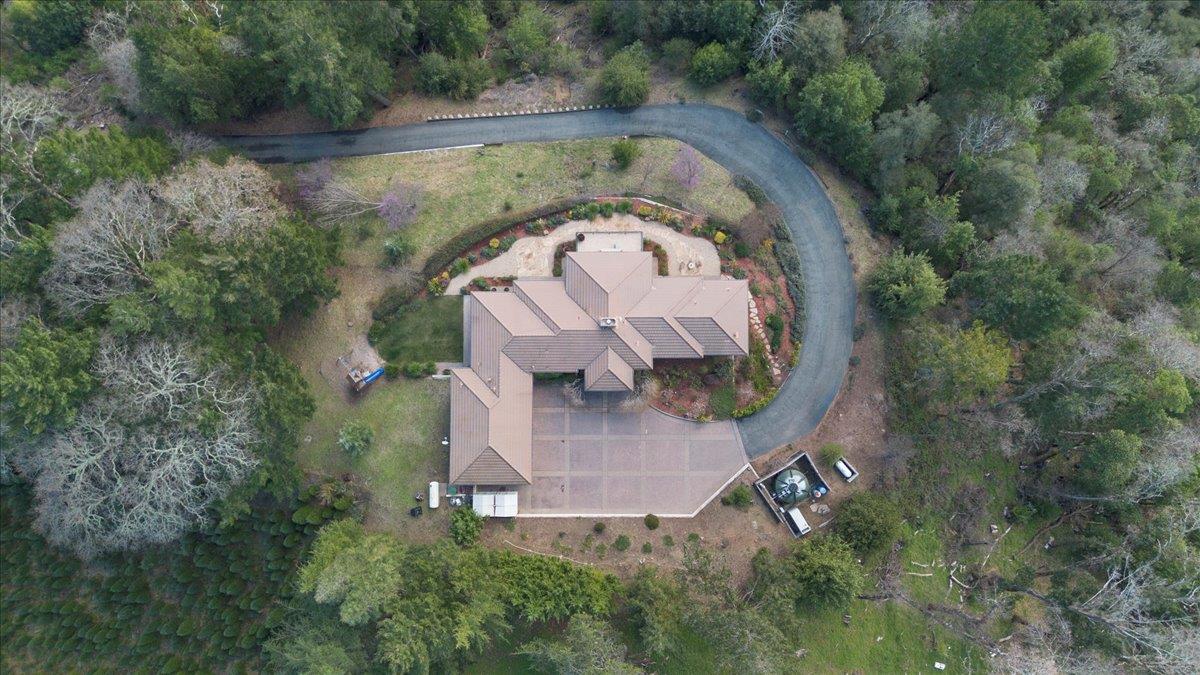 Detail Gallery Image 59 of 61 For 19975 Skyline Blvd, Los Gatos,  CA 95033 - 5 Beds | 3/2 Baths