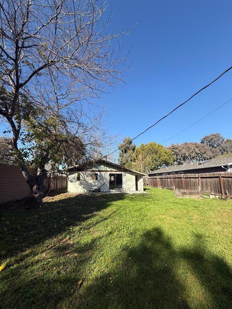 Detail Gallery Image 15 of 34 For 1490 Davis St, San Jose,  CA 95126 - 3 Beds | 1 Baths