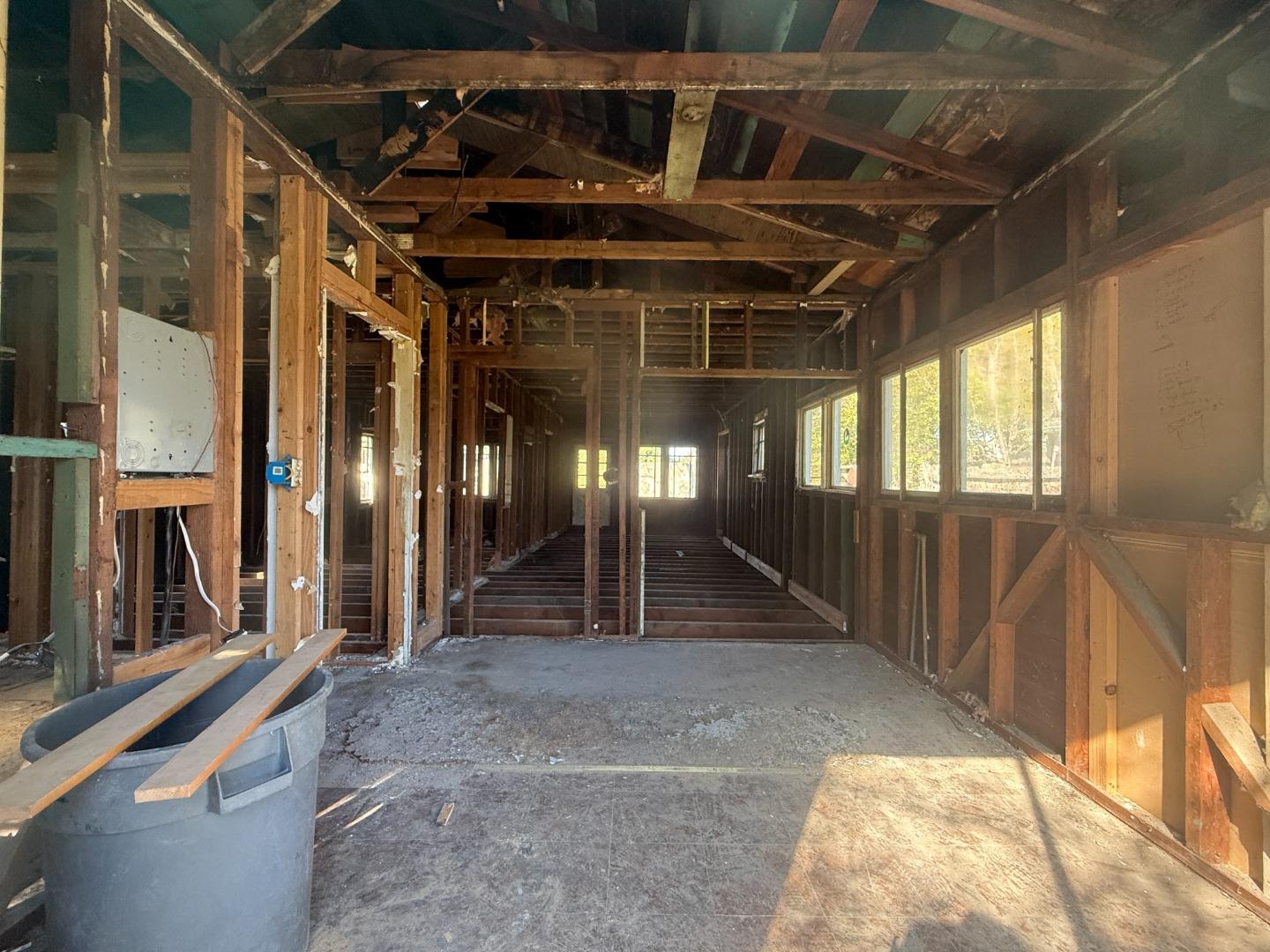 Detail Gallery Image 17 of 34 For 1490 Davis St, San Jose,  CA 95126 - 3 Beds | 1 Baths